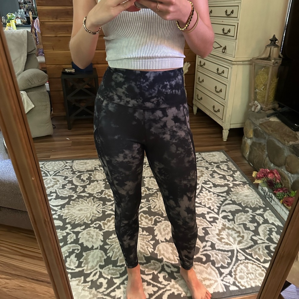 American Eagle Outfitters Black Tie-Dye Leggings